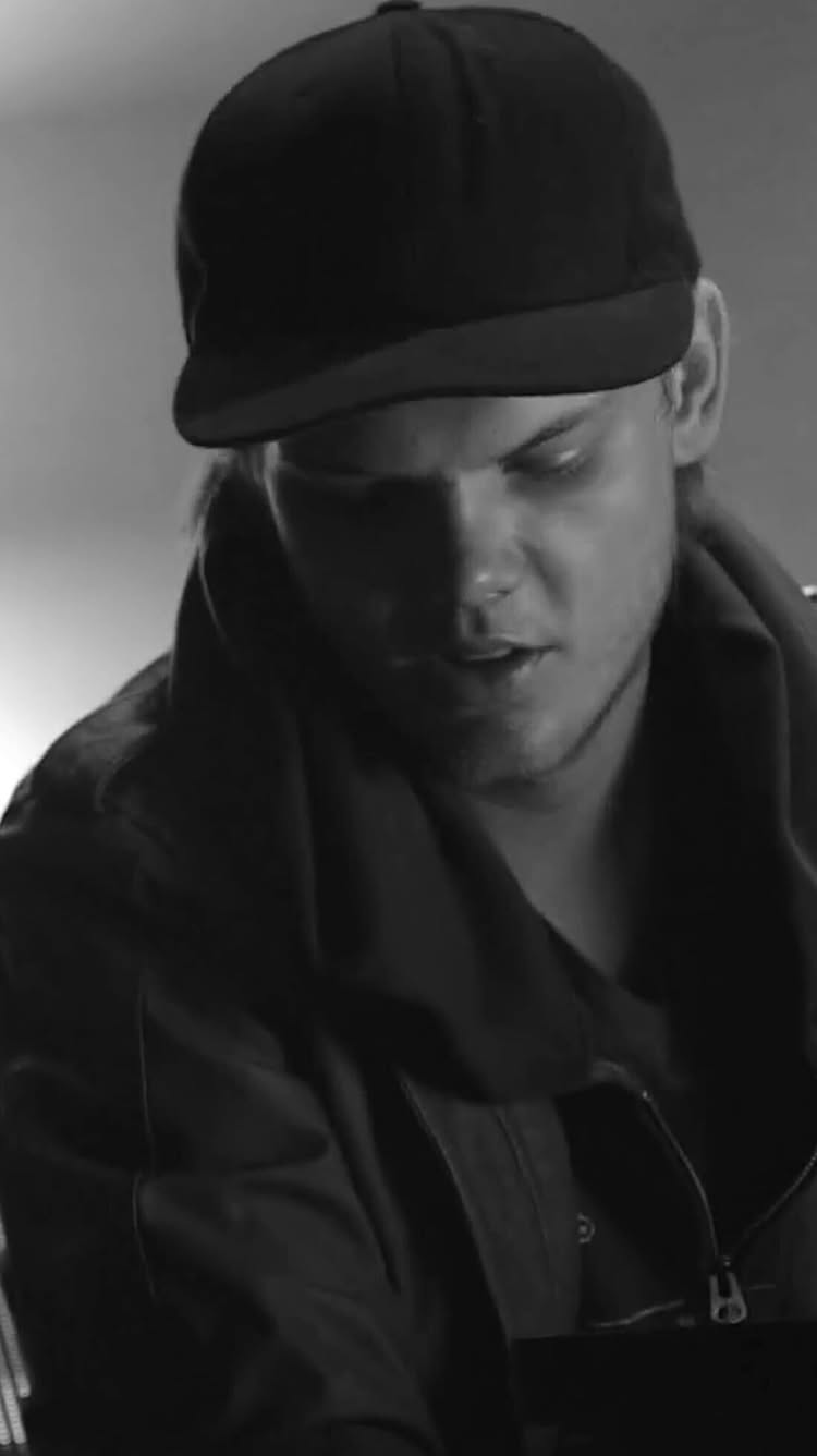 avicii post