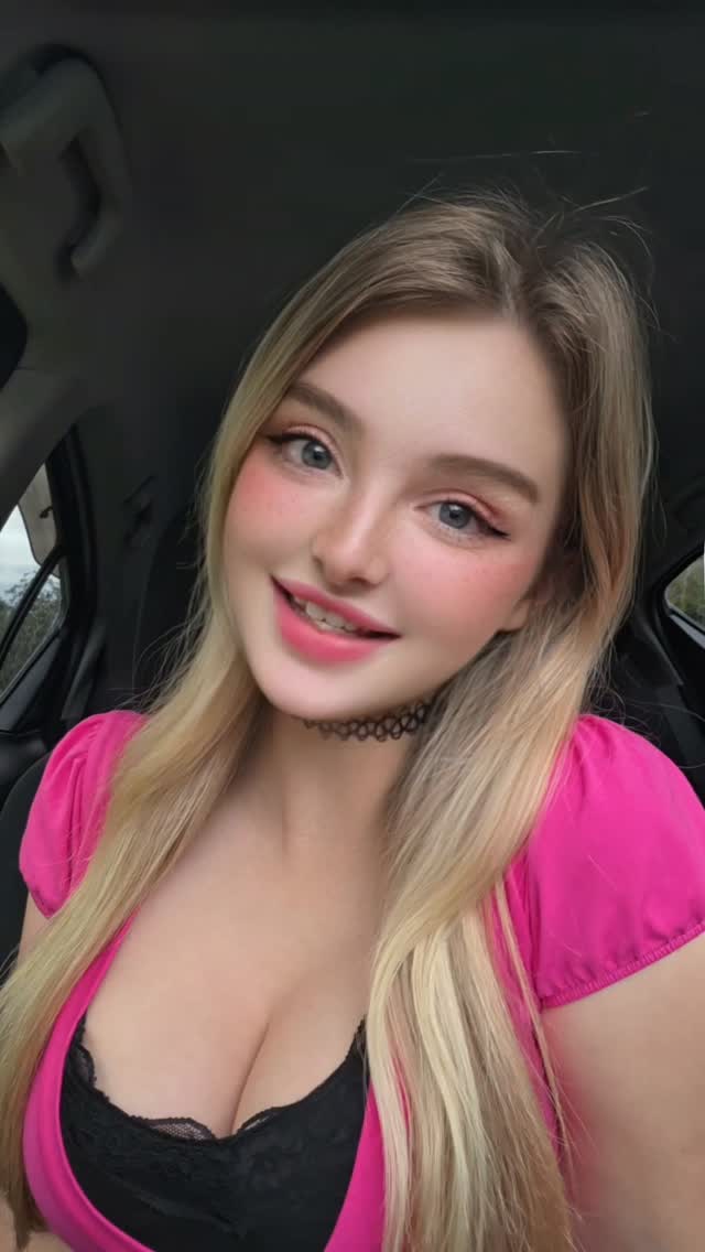 evieleemikomin post
