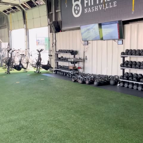 Instagram post by @honeyb_healthy: Suit up to throw down with @fitfactorynashville members 👏🏼 I’m always so impressed with their effo…