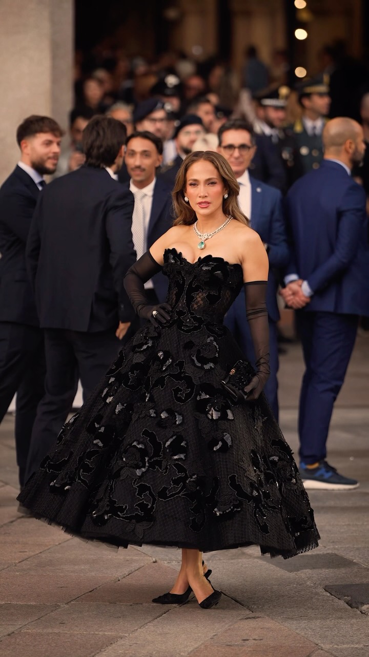 Instagram post by @jlo: VOGUE 🌍 @dolcegabbana @voguemagazine @sametgorgozfilms @marielhaenn @robzangardi @justinemarjan @er…