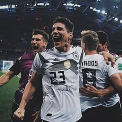 Instagram post by @mario: Guten Morgen Deutschland 🇩🇪 #whatafinish #happy #immerweiter