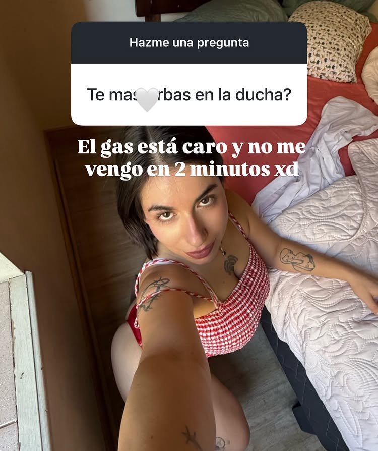 Instagram post by @mikkisilveiraof: Y tú? 🚿 🤭 #chile #humor #españa #mexico #usa