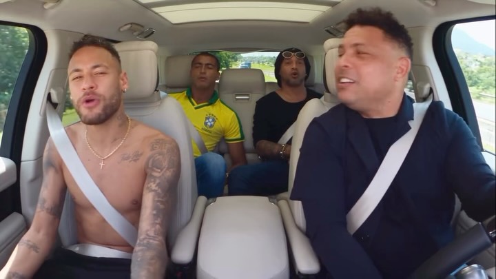 Instagram post by @neymarjr: 4 fantástico 🇧🇷 LIL NEY