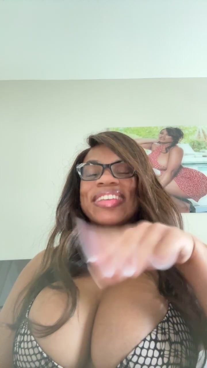 onlydominiquechinn post