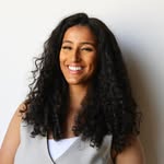 Salha Aziz | UGC Creator & Coach Instagram profile picture