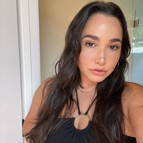thekarleygreyfanpage post